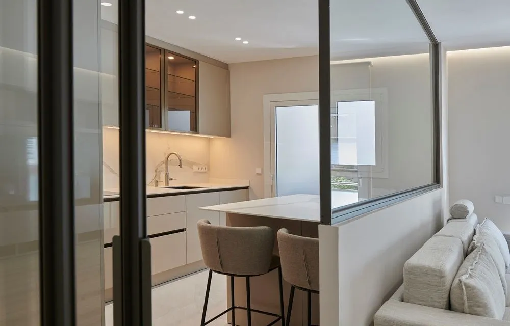 Reforma Piso - cocina moderna y funcional